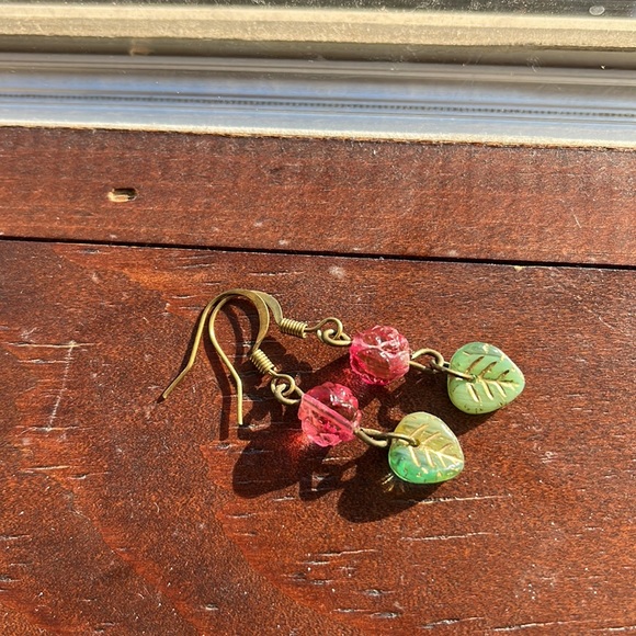 Handmade Rosegarden earrings - Picture 3 of 4